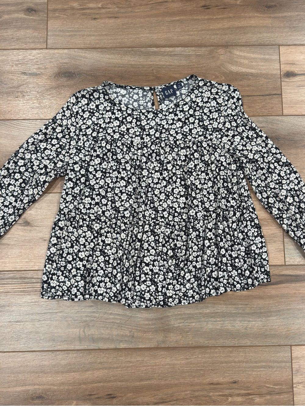 GAP Black & White Floral Boho Long Sleeve Flowy Blouse | Size Small